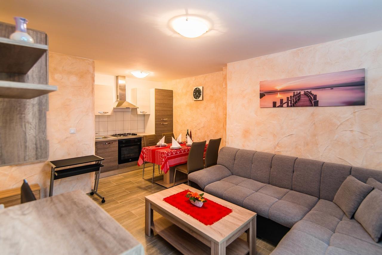 Apartment Stela Poreč Eksteriør bilde