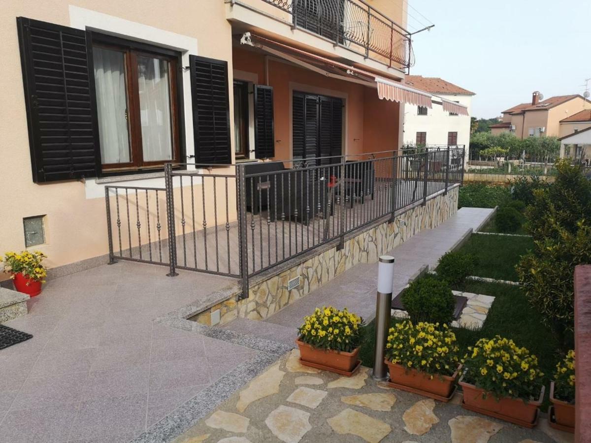 Apartment Stela Poreč Eksteriør bilde